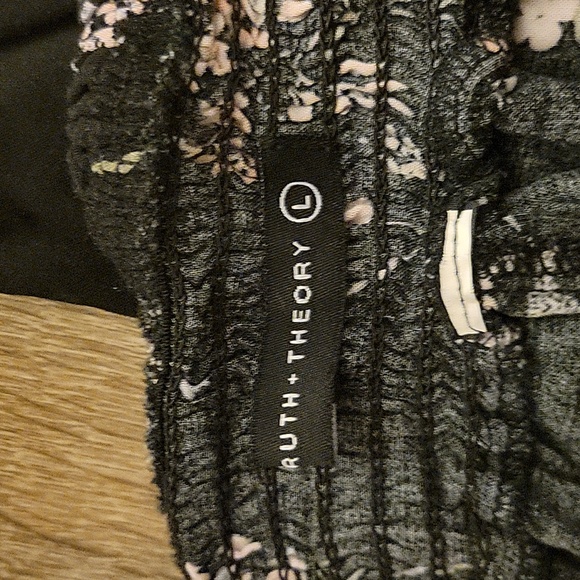 Truth + Theory Fun Shorts - Picture 4 of 4